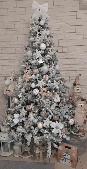 Provjerite tko su pobjednici izbora za naj jelku!