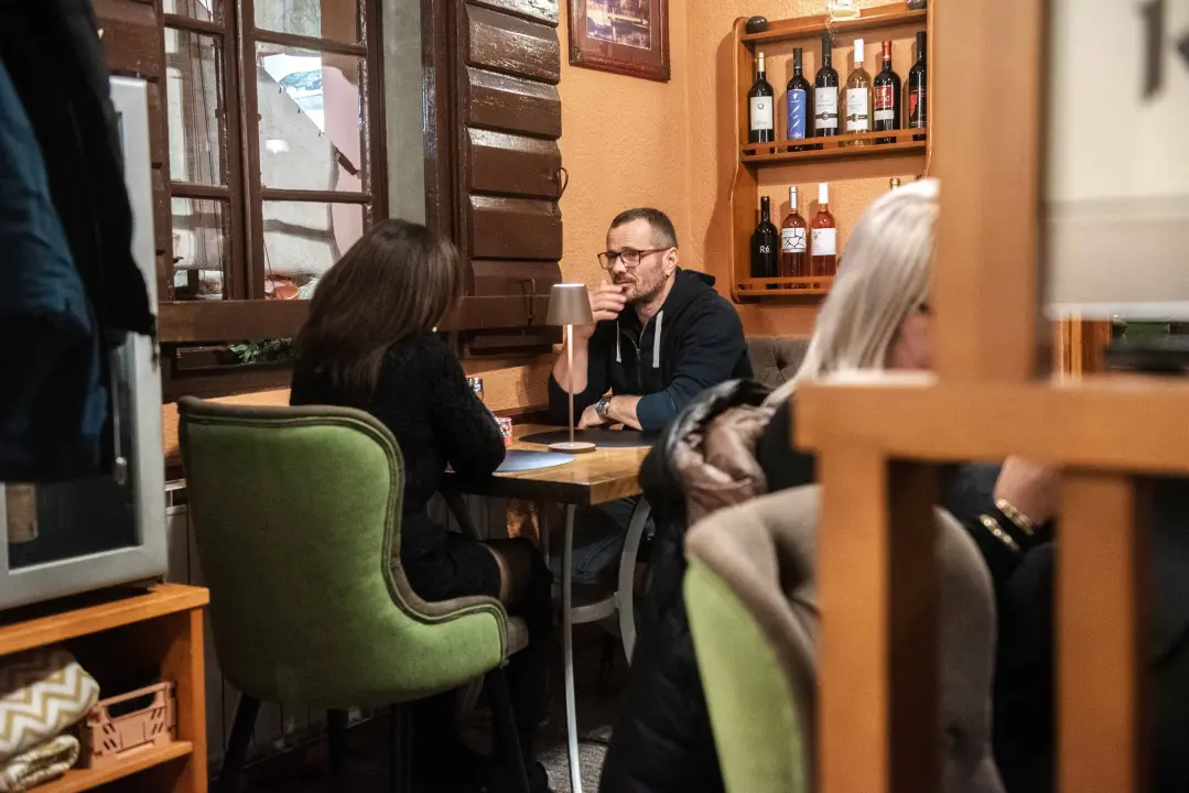 Provedite nezaboravne trenutke uz ukusne delicije u konobi Brošćica!