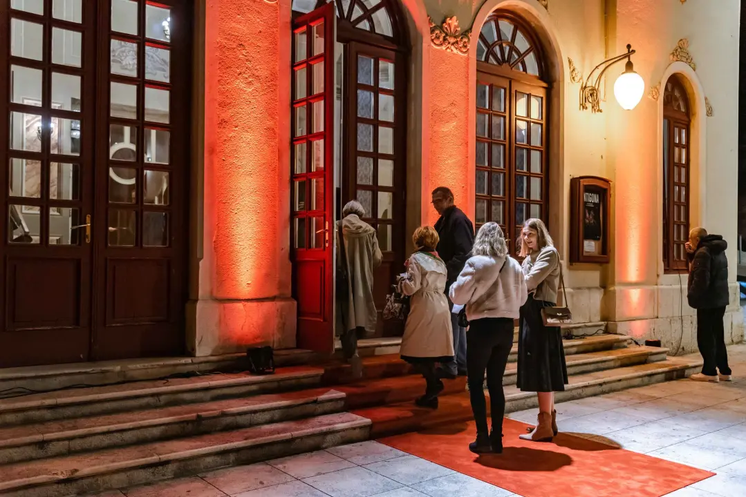 Pogledajte tko je sve bio na premijeri predstave 'Antigona'