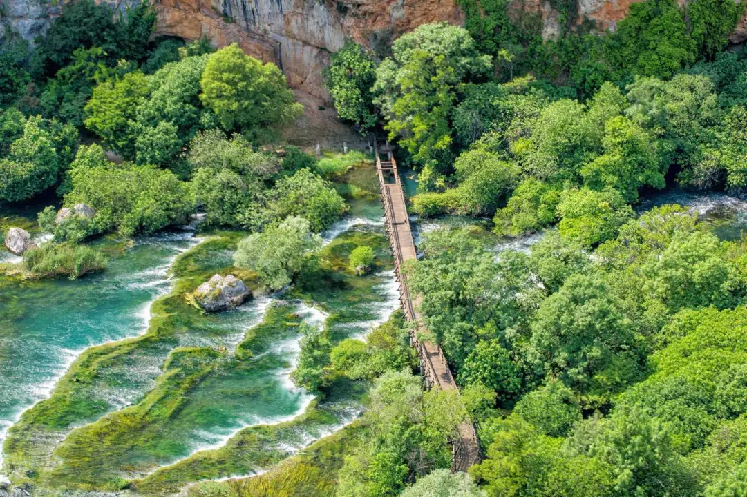 Istražite Nacionalni park „Krka“ pješice i na biciklu!