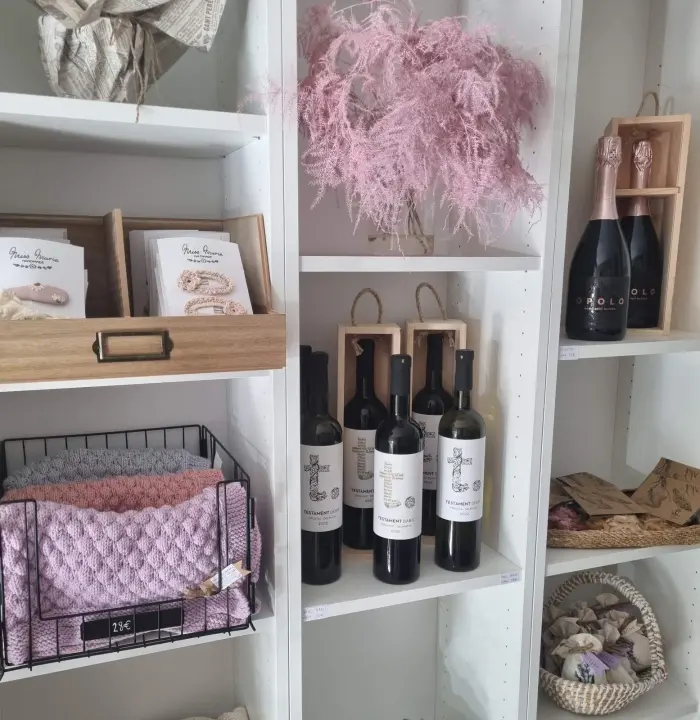 Merci flower&amp;gift shop nudi najljepše cvjetne bukete i asortiman poklona! 
