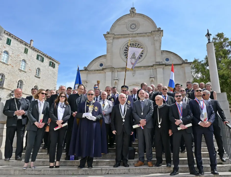 U Šibeniku održana svečanost Bratovštine hrvatskih vinskih vitezova 