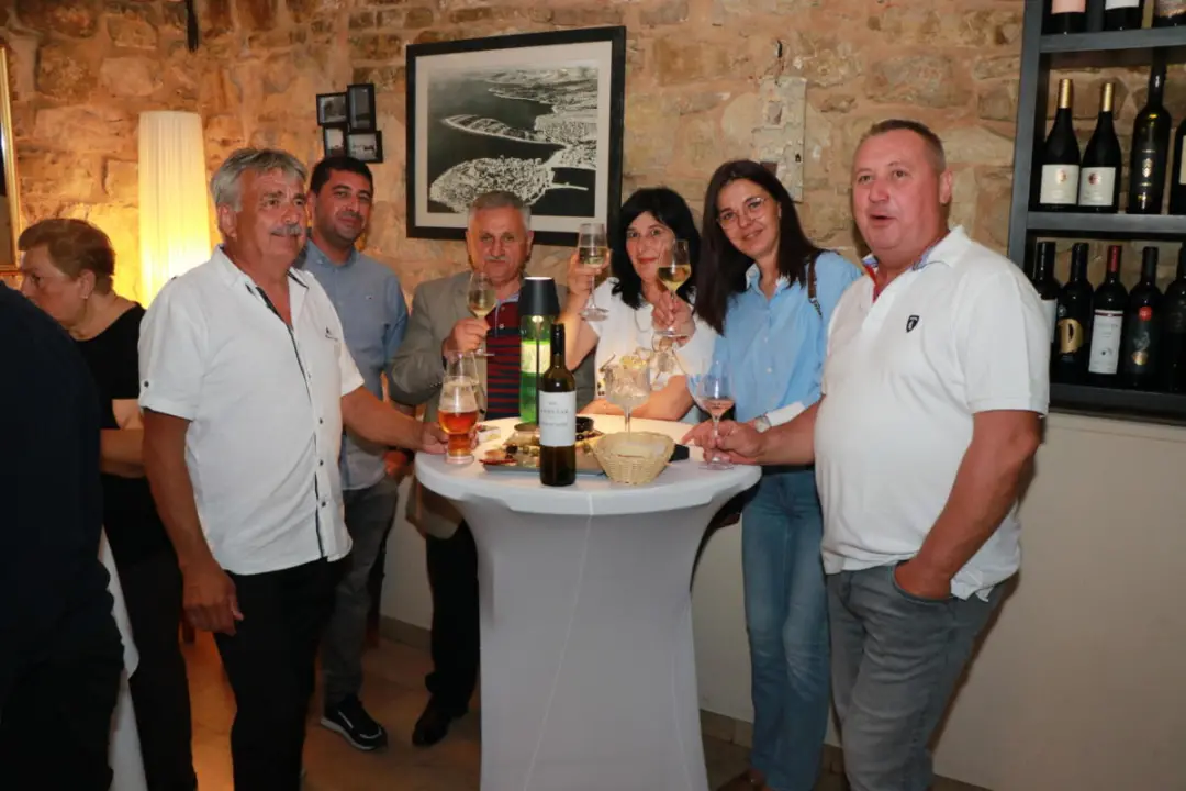 Pogledajte atmosferu s proslave:  Restoran Kamenar proslavio 50. godišnjicu neprekidnog rada! 