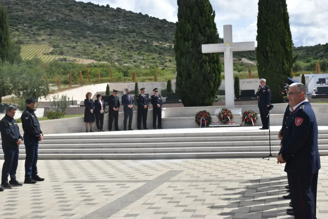 Polaganjem vijenaca obilježen dan sv. Florijana