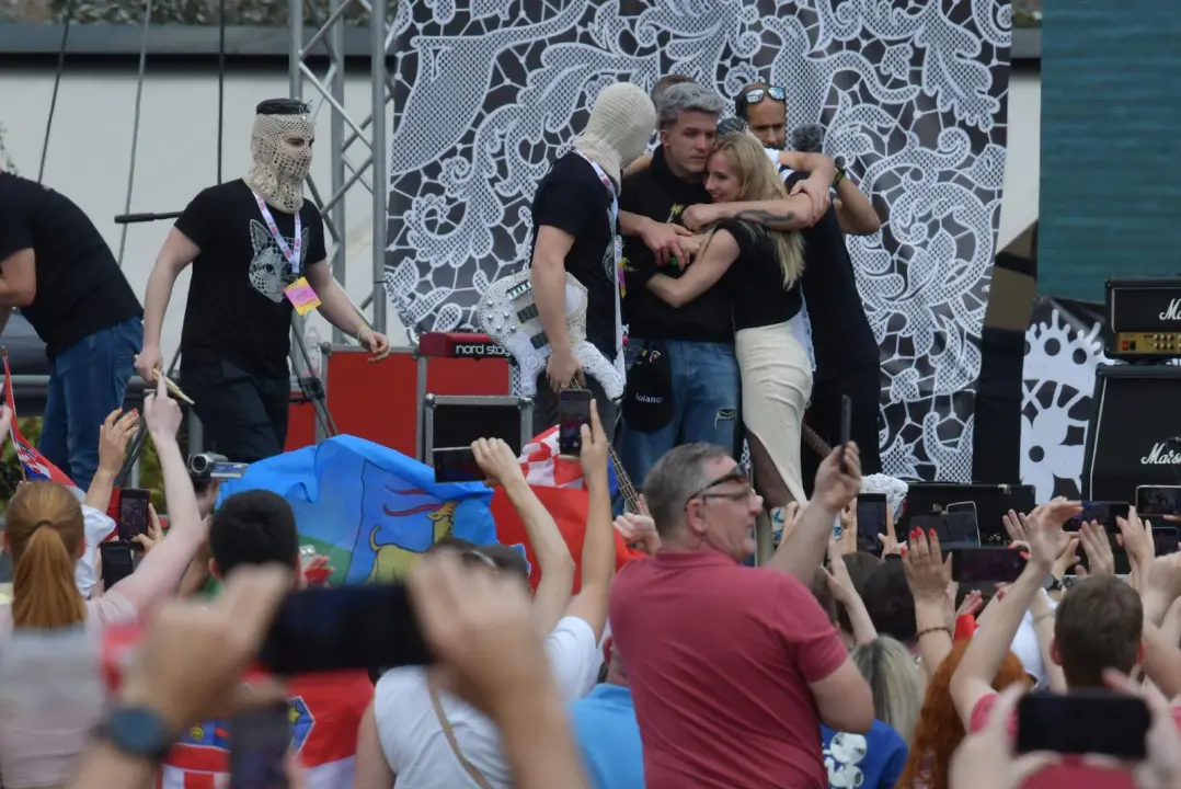 Tisuće ljudi na dočeku 'pobjednika publike': 'Mi smo klinci koji su sve napravili sami' 