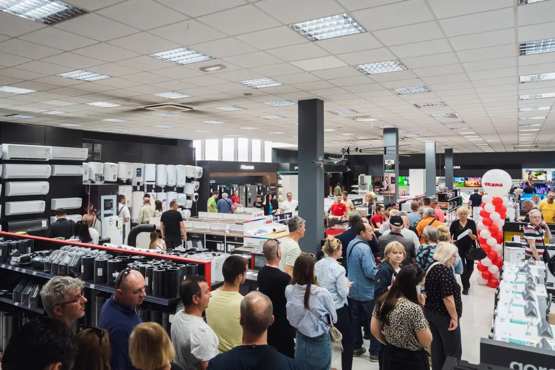 Samo za najbrže: Građa dijeli 10 besplatnih TV-a i velike popuste za Euro!