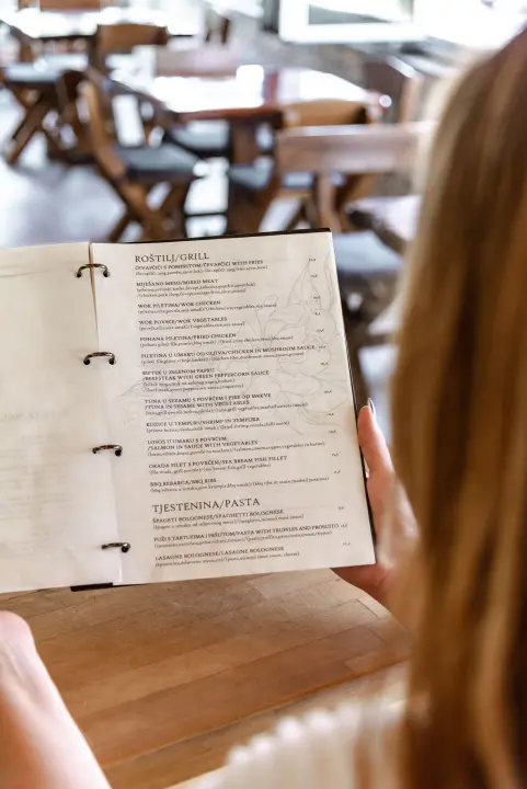 Posjetite Pizzeriju Delfin i uživajte u raznim specijalitetima!