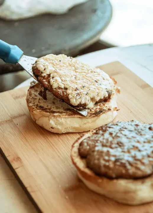 Naručite slasna jela iz Food Studija
