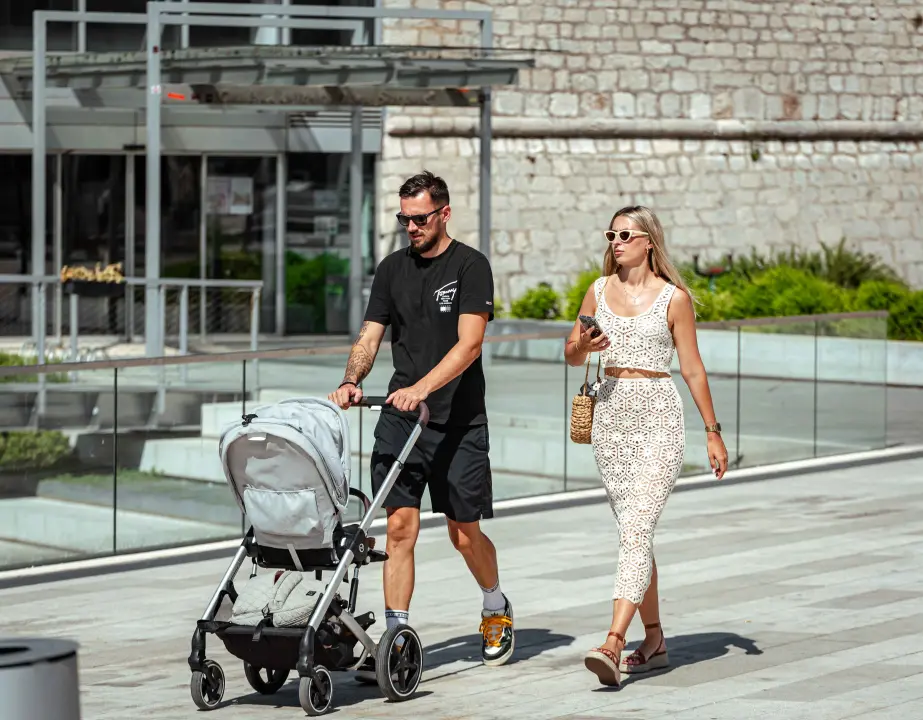 Šibensko ljeto u kombinacijama bijele boje