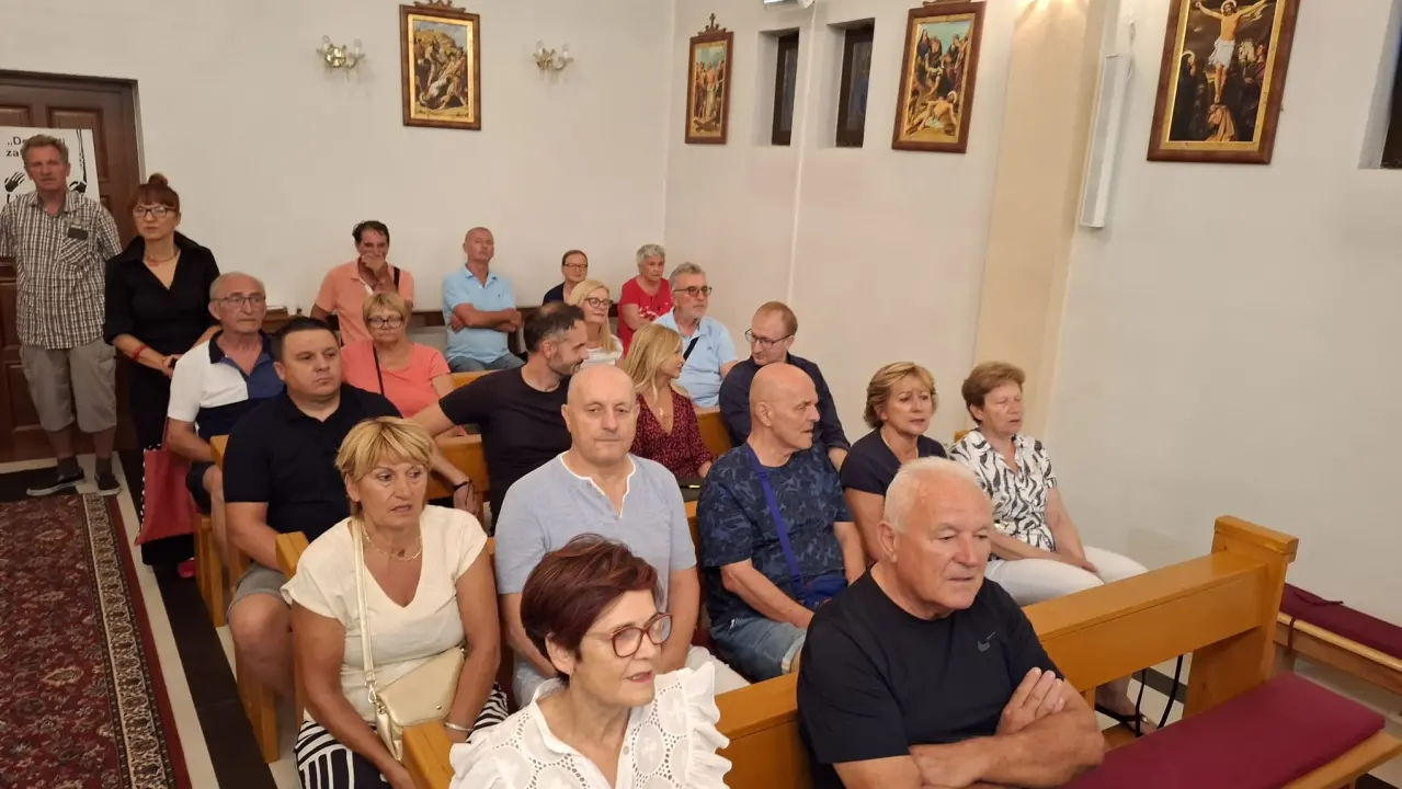 Predstavljena knjiga o rupskoj školi