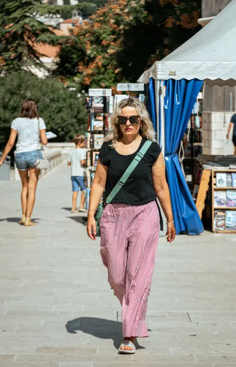 Lagani materijali i ludi uzorci: Evo što se po Šibeniku sve nosilo ovih dana
