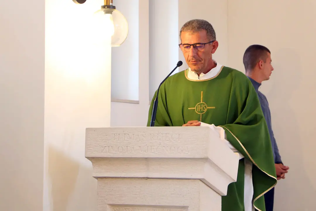 Biskup Rogić blagoslovio crkvu u Kadinoj Glavici