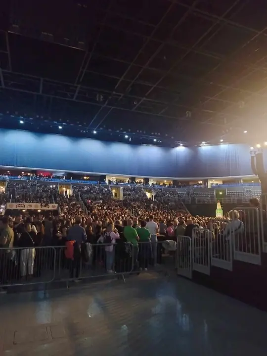 Spektakl u Areni: Vodička glazba uveličala 40. jubilej Psihomodo Popa