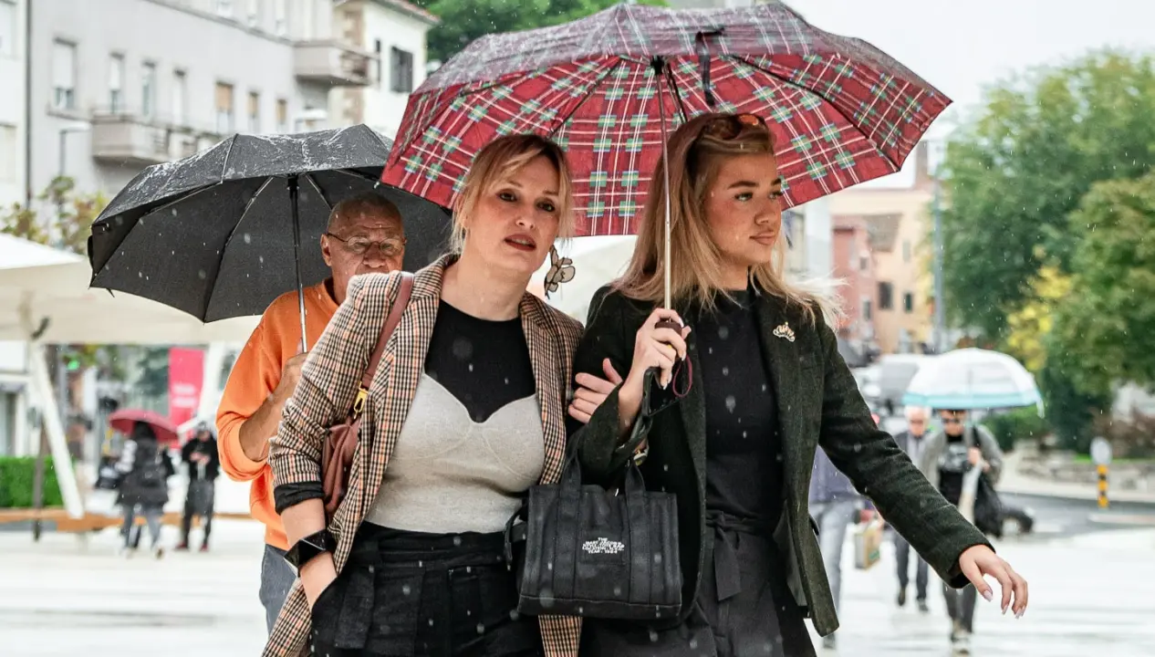 Ove trendseterice iz šibenskog đira pružit će vam pravu jesensku inspiraciju za modne kombinacije