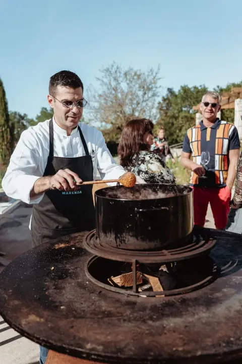 Jesenske delicije u vinariji: Marendavanje u vinariji Baraka nadomak Šibenika