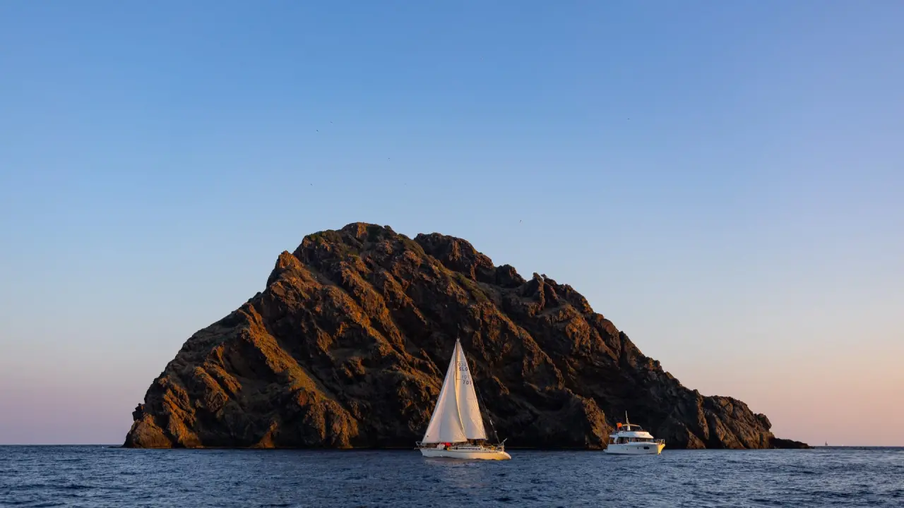 Regata u Vodicama okupila 100 jedrilica i gotovo tisuću jedriličara