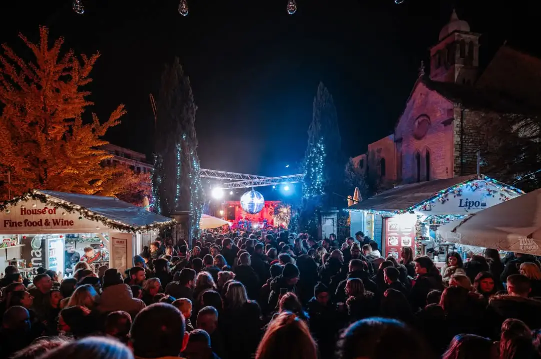 Gibonni u Parku spektakularno otvorio glazbeni program Adventure (2)