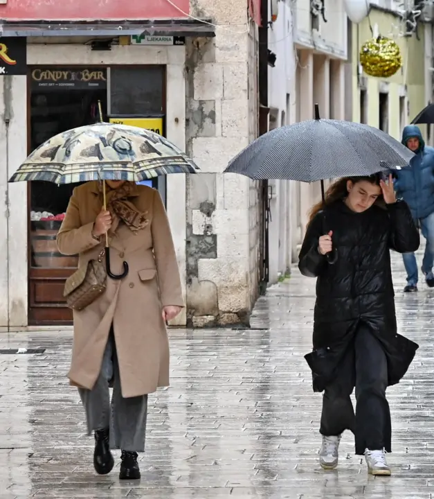 FOTO Đir po gradu, nedjelja 8. prosinca