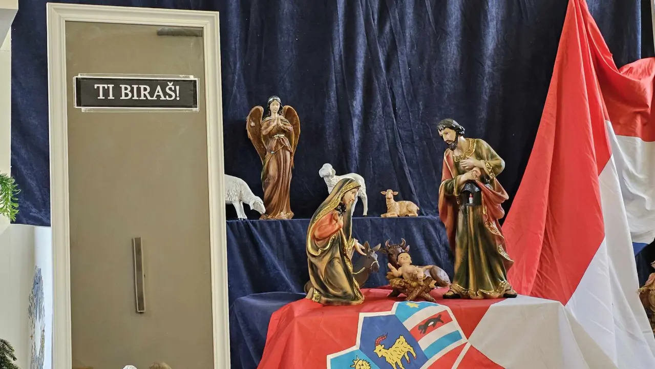 Jaslice u Gospi van Grada poslale jasnu poruku: Ili ste za fritule i istospolne parove ili za Isusa i Hrvatsku