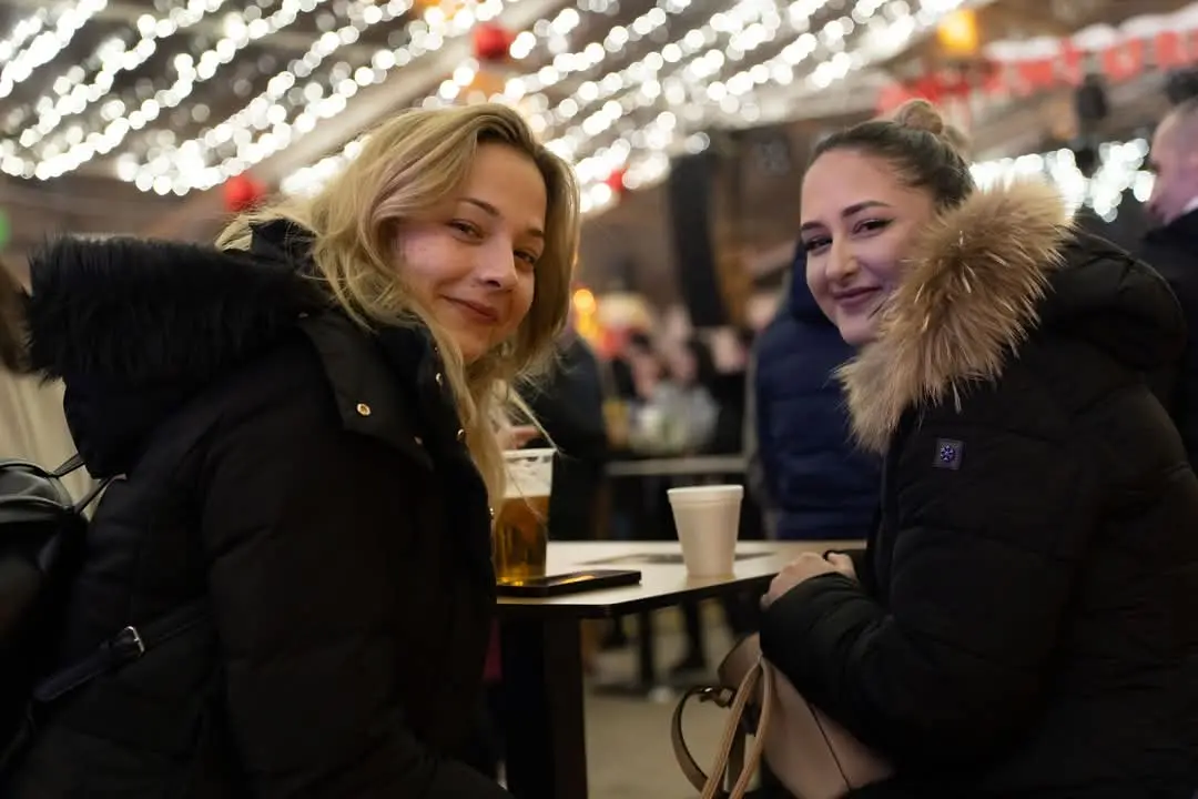 Krcato u šatoru: Adi Šoše oduševio Kninjane na Kraljevskom adventu