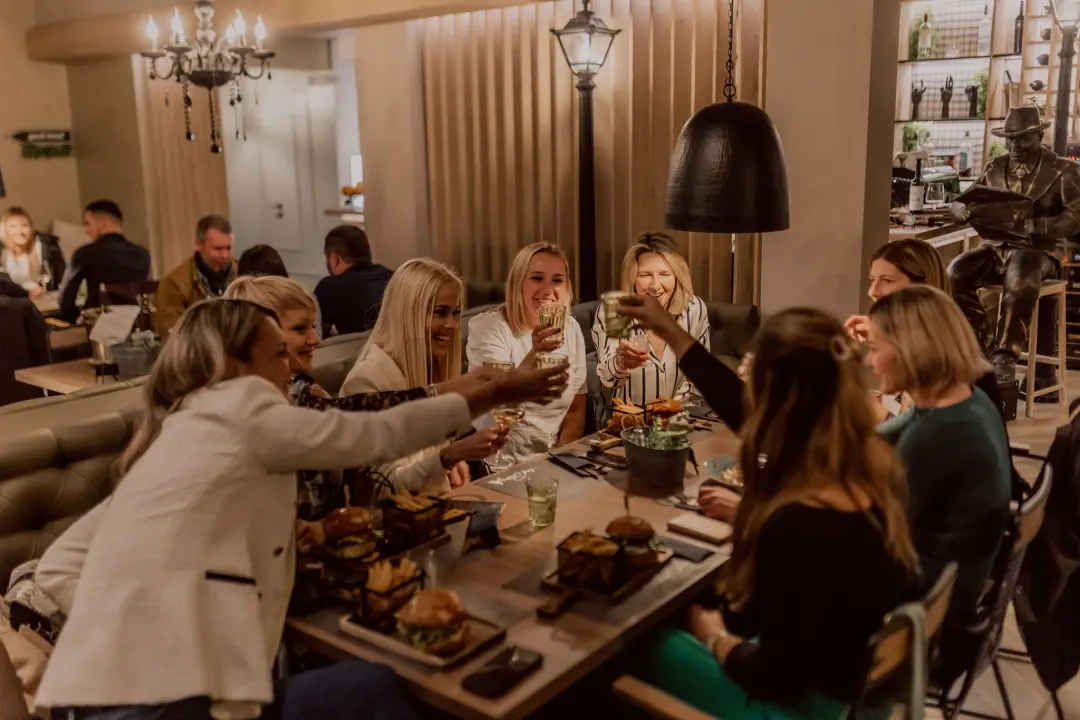 Foto Bistro Kod Starog: Savršen bijeg od zime u ugodnom ambijentu