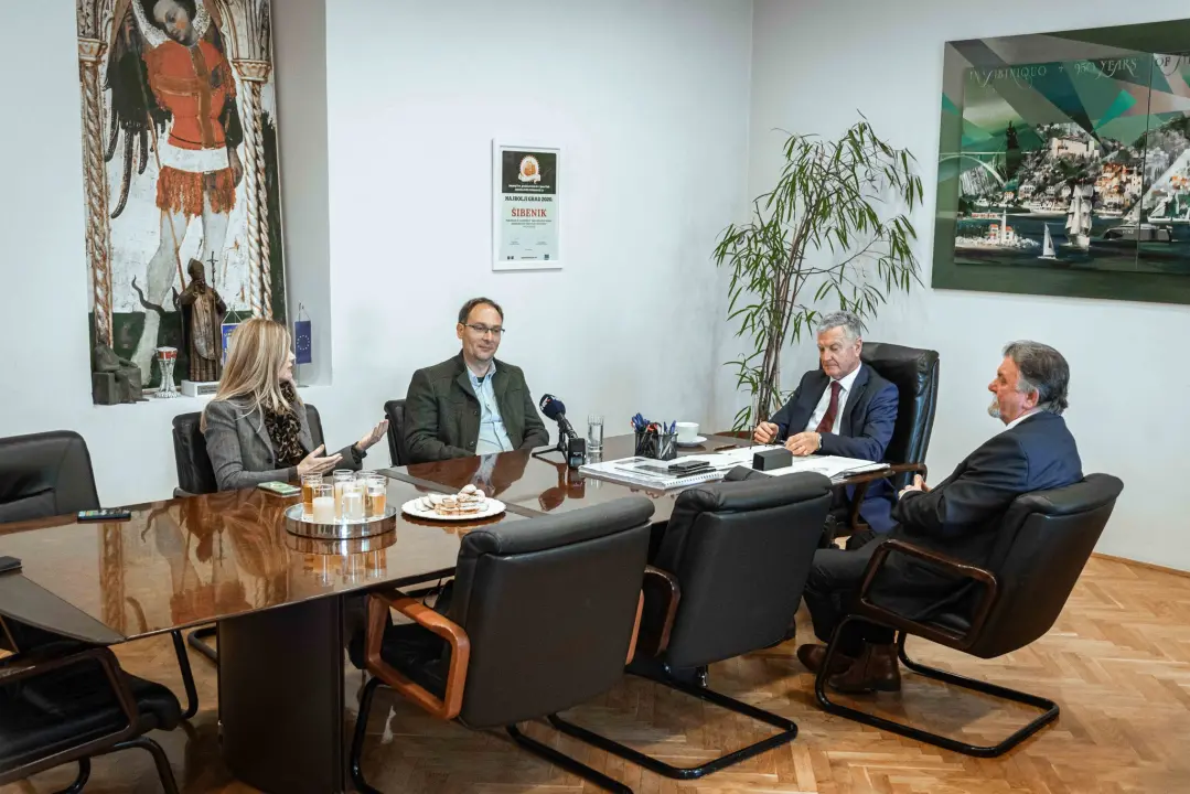 Gradonačelnik Burić ugostio Željka Krnčevića: 'Novom ravnatelju i Gradu Šibeniku uvijek će biti na raspolaganju'