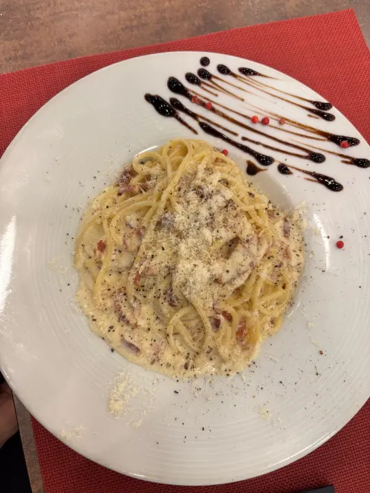 FOTO Ne propustite nezaboravnu večer uz Tamburaški sastav Neverin u restoranu Šarm!