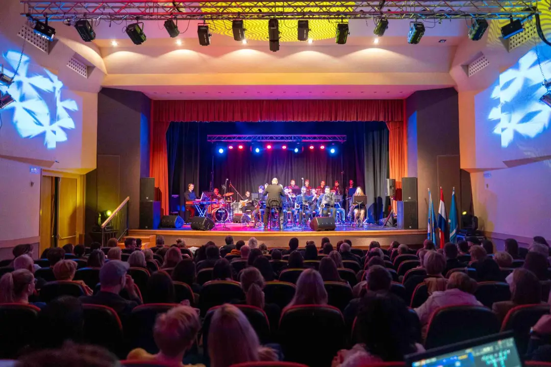 Matija Cvek i Big Band Vodice oduševili publiku spektakularnim koncertom