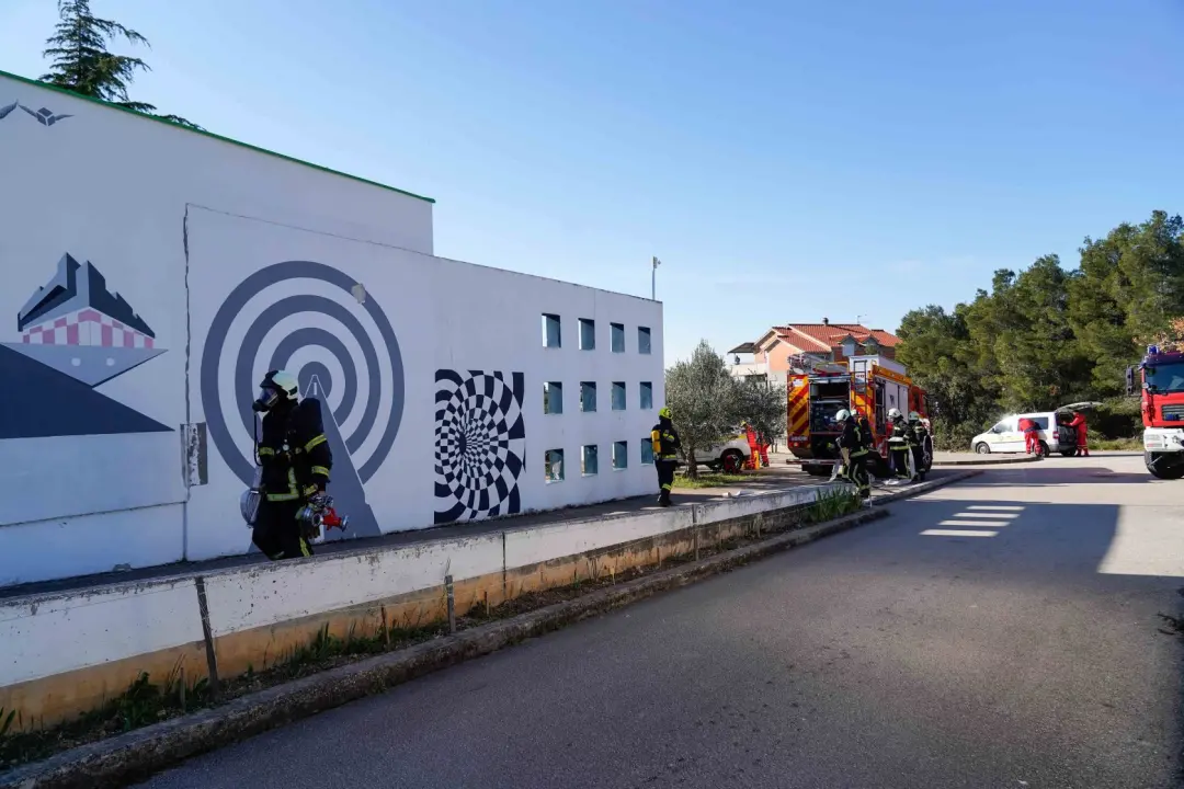 Evakuirana OŠ Brodarica: Bez brige, to je bila samo vježba 