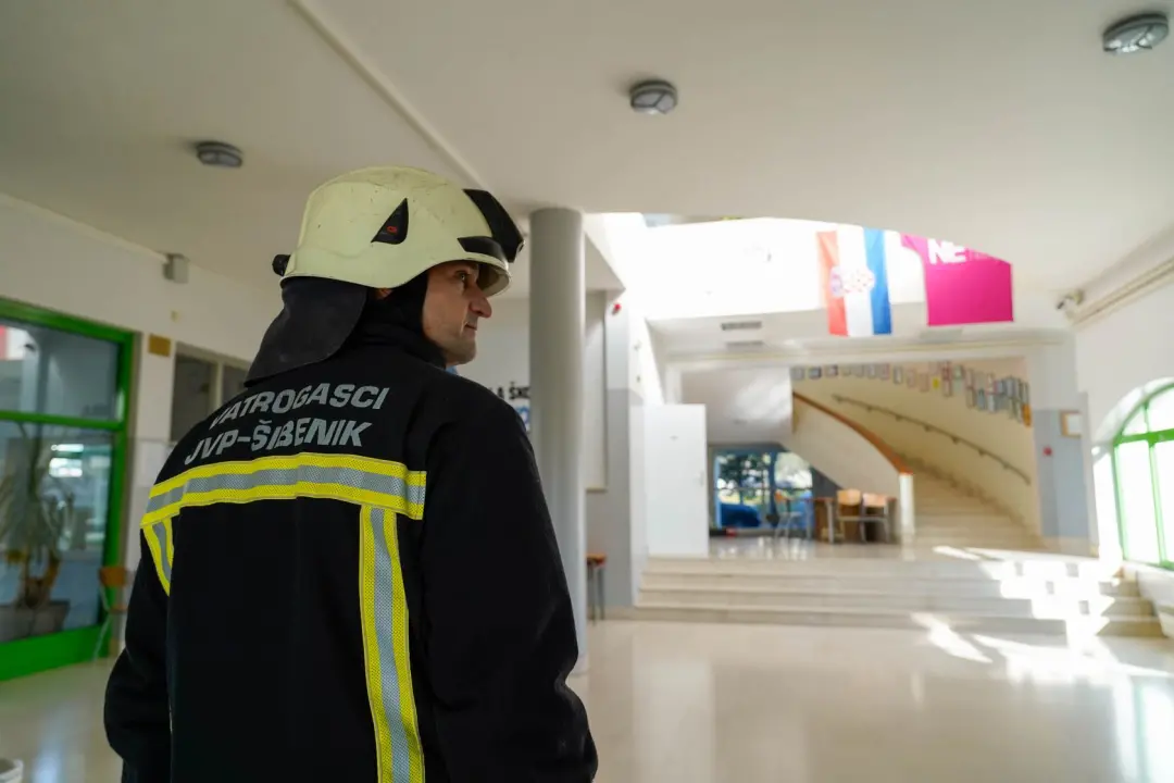 Evakuirana OŠ Brodarica: Bez brige, to je bila samo vježba 