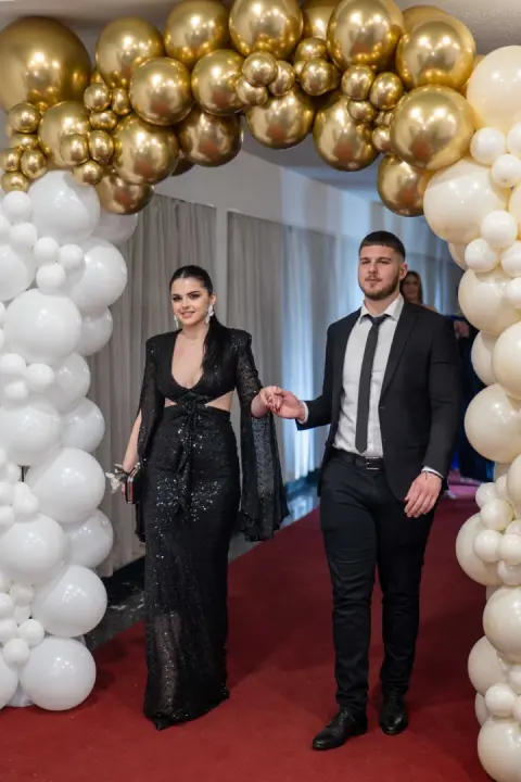 Zavirite na maturalni ples šibenske Medicinske škole (1)