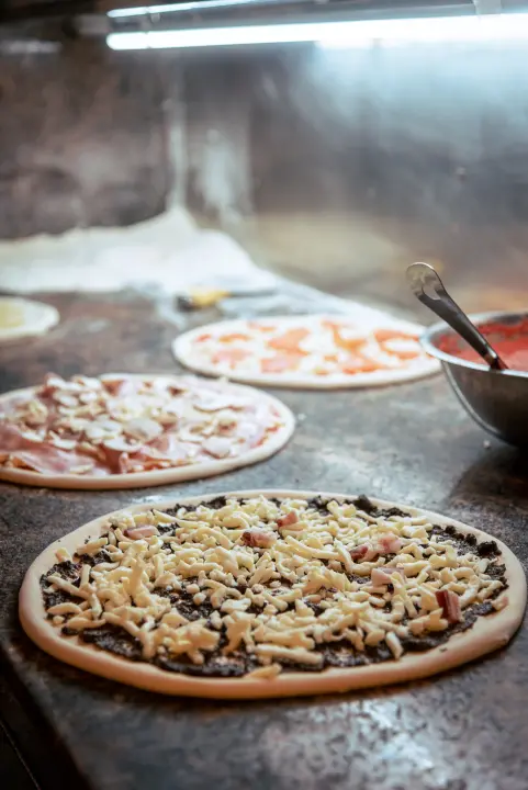 FOTO Proslavite Dan žena s omiljenim društvom u pizzeriji Fratelli!