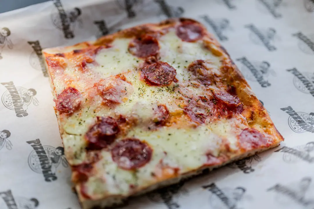 FOTO Besplatna kava i vrhunska zabava u Pizzaholicu!