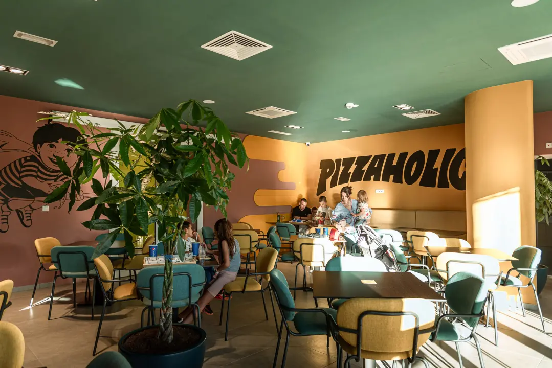 FOTO Besplatna kava i vrhunska zabava u Pizzaholicu!