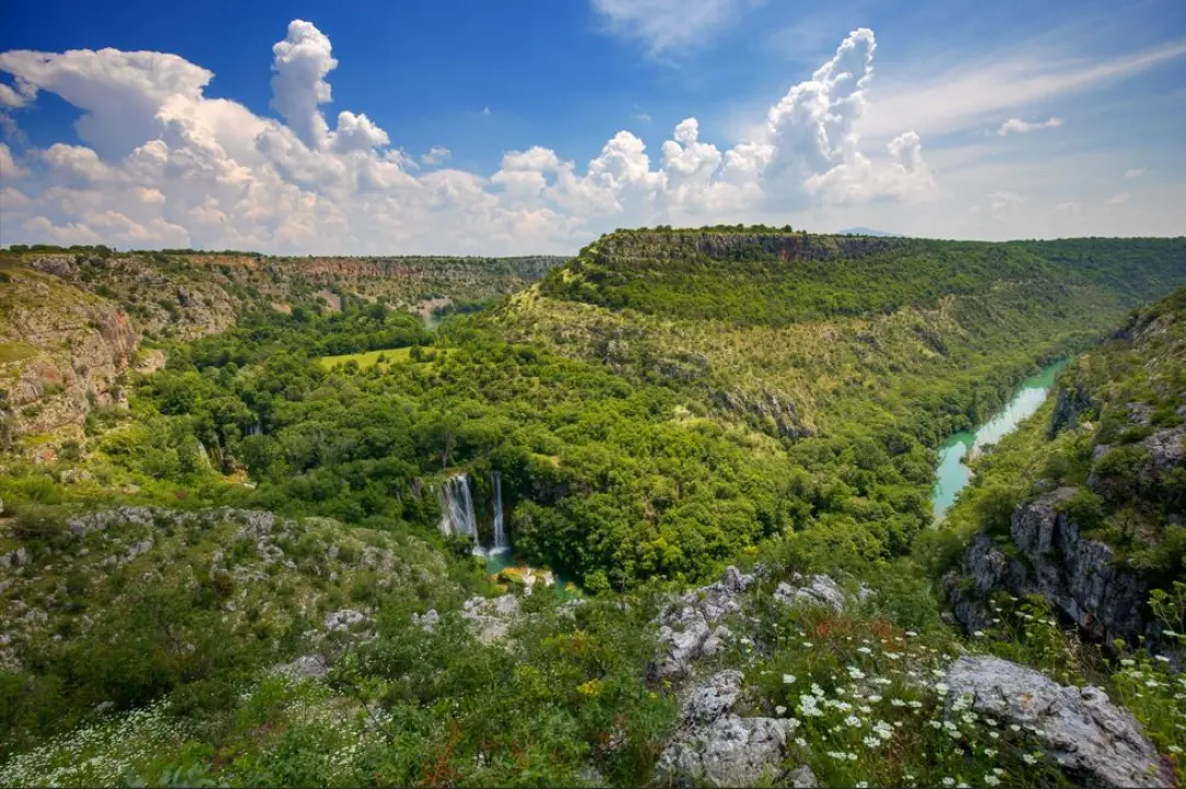 NP Krka posjetiteljima daruje obilazak gornjeg toka rijeke Krke i 'vrela života' u Kistanjama