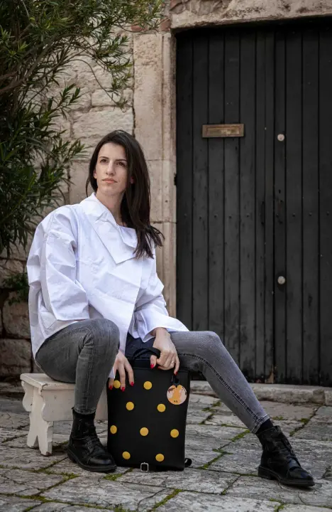 FOTO Proljeće u Galeriji Juraj Dalmatinac: Unikatna umjetnička djela, popusti i modni noviteti!