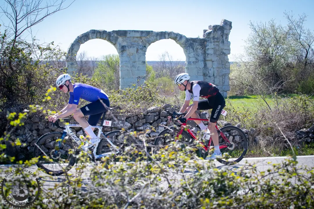 FOTO: 'Skradin Granfondo': Ugodna biciklistička nedjelja završena uvjerljivom pobjedom Slovenca Kovačiča