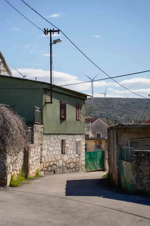 Lepenica dobila vodovodnu mrežu: Gradonačelnik Burić i direktor Vodovoda u obilasku mjesta