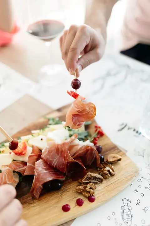 Gastro raj uz more: Bistro & Bar Pomalo ponovno otvara svoja vrata za nadolazeću sezonu