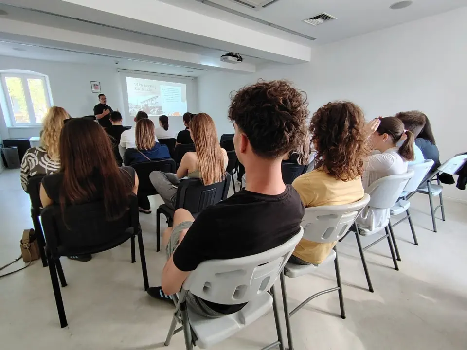 Učenici šibenske Ekonomske škole sudjelovali na EPAS susretu škola Dalmacije