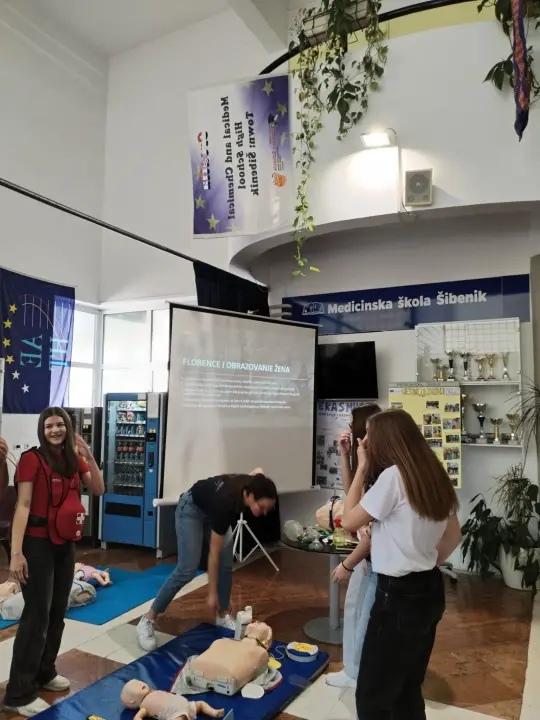 Dan otvorenih vrata Medicinske škole Šibenik: 'Vaš će poziv u budućnosti spašavati mnoge živote'