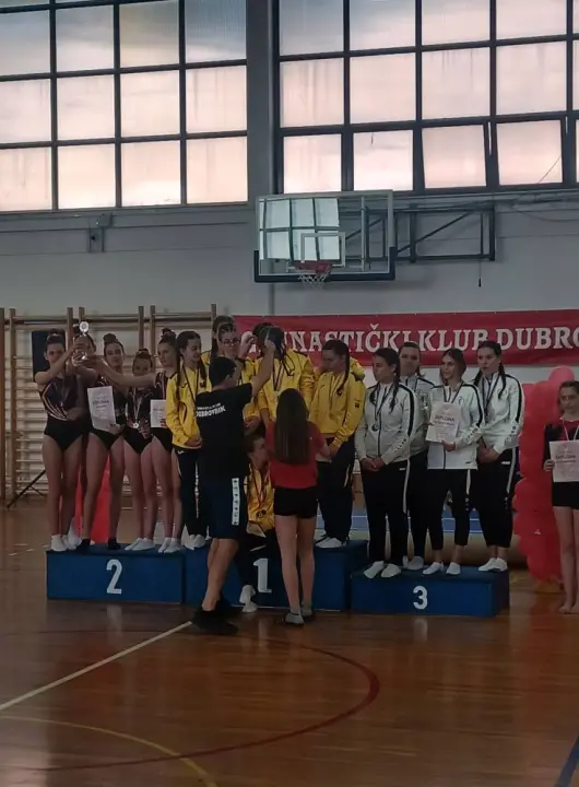 Gimnastičarke Dišpeta uspješne na natjecanju u Dubrovniku