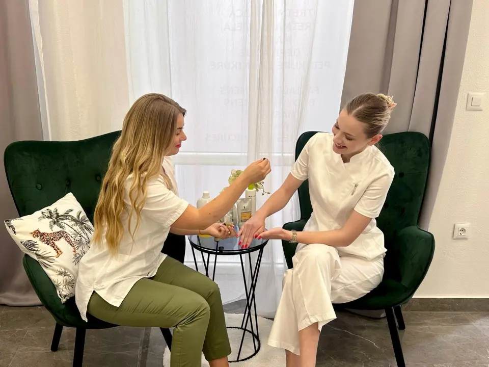 FOTO: Golden Wellness/Skin Expert s ponosom predstavlja novo pojačanje – stručnjakinju zlatnih ruku