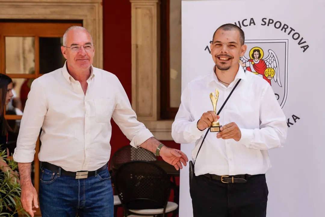 Mladi šibenski sportaši dobili priznanja i nagrade za uspjehe na nedavnim natjecanjima
