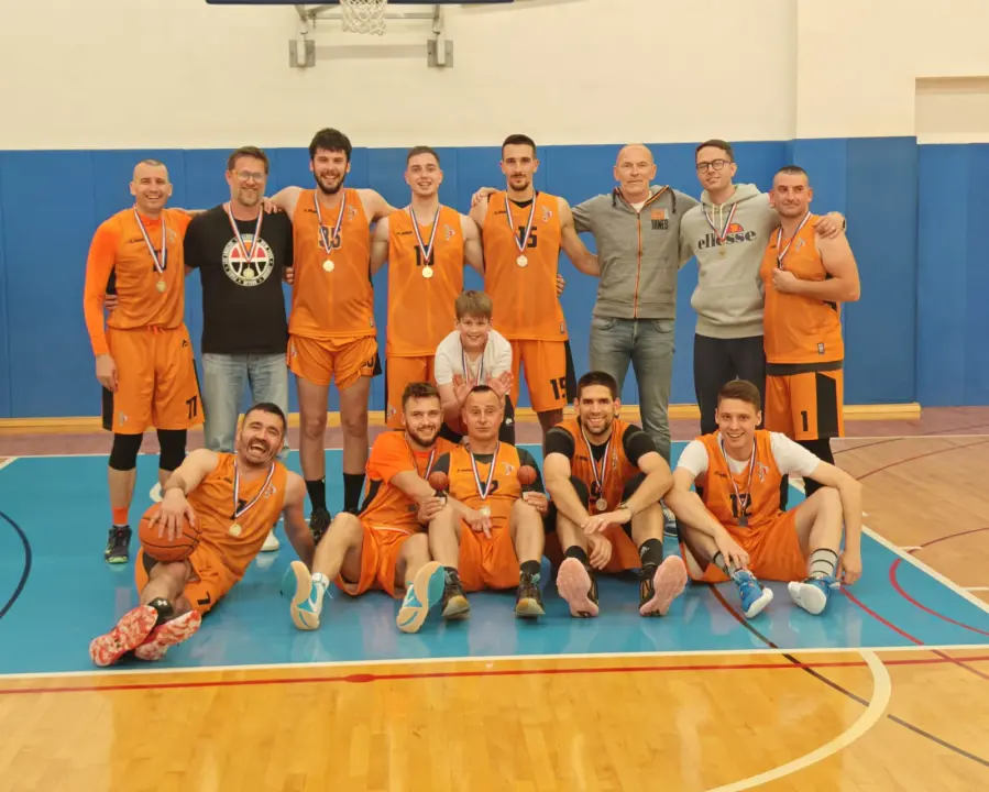 Karika osvojila Šibensku rekreativnu košarkašku ligu