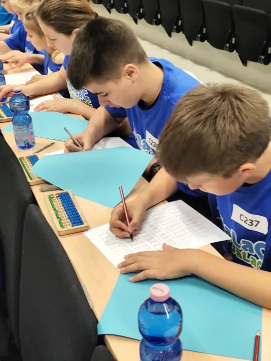 FOTO: Malci Genijalci iz Šibenika rasturili Državno natjecanje iz mentalne aritmetike i matematike