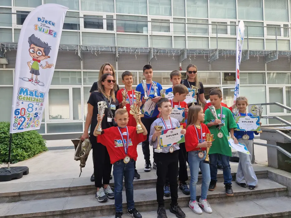 FOTO: Malci Genijalci iz Šibenika rasturili Državno natjecanje iz mentalne aritmetike i matematike