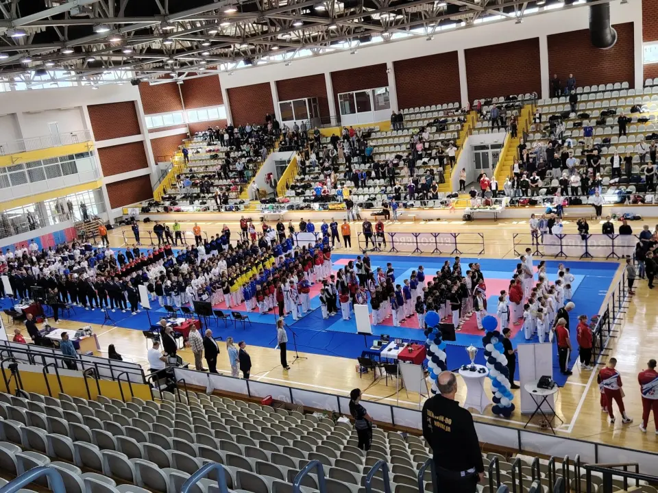 Šibenčanin Marin Lucić osvojio dvostruko zlato na međunarodnom natjecanju u Slavonskom Brodu