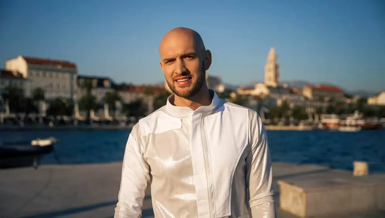 Marko Škugor snimio pjesmu na Prviću: Ljeto počinje uz 'Ispod ove bile košulje'