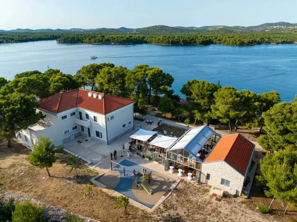 FOTO Natura Coffee Wine Events – Novo mjesto za uživanje uz more, dobro piće i glazbu